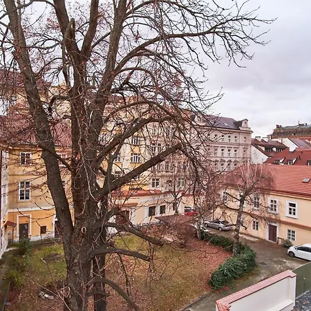 Charles Bridge Royal 아파트 프라하